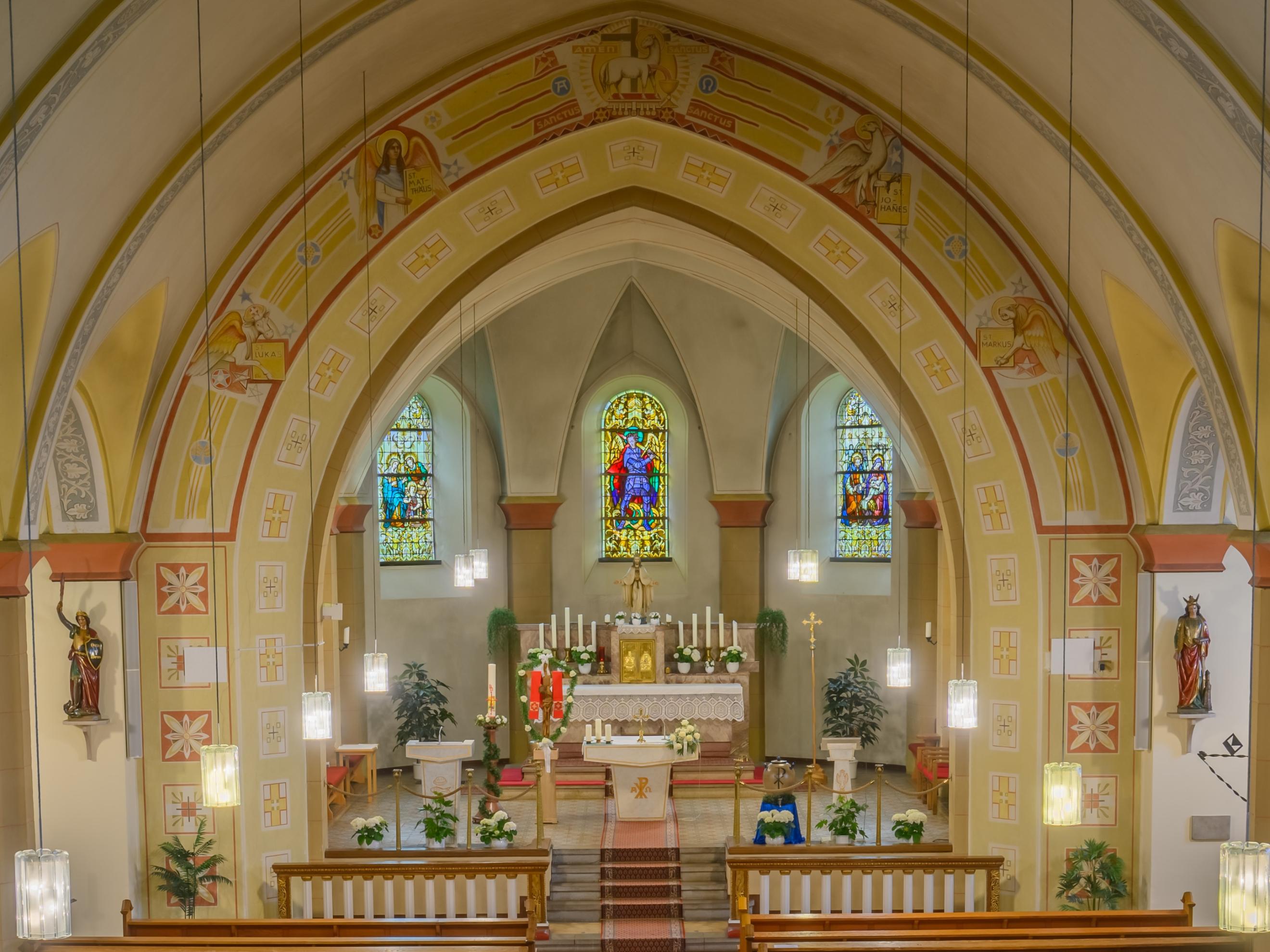 Innenraum der Kirche in Körprich